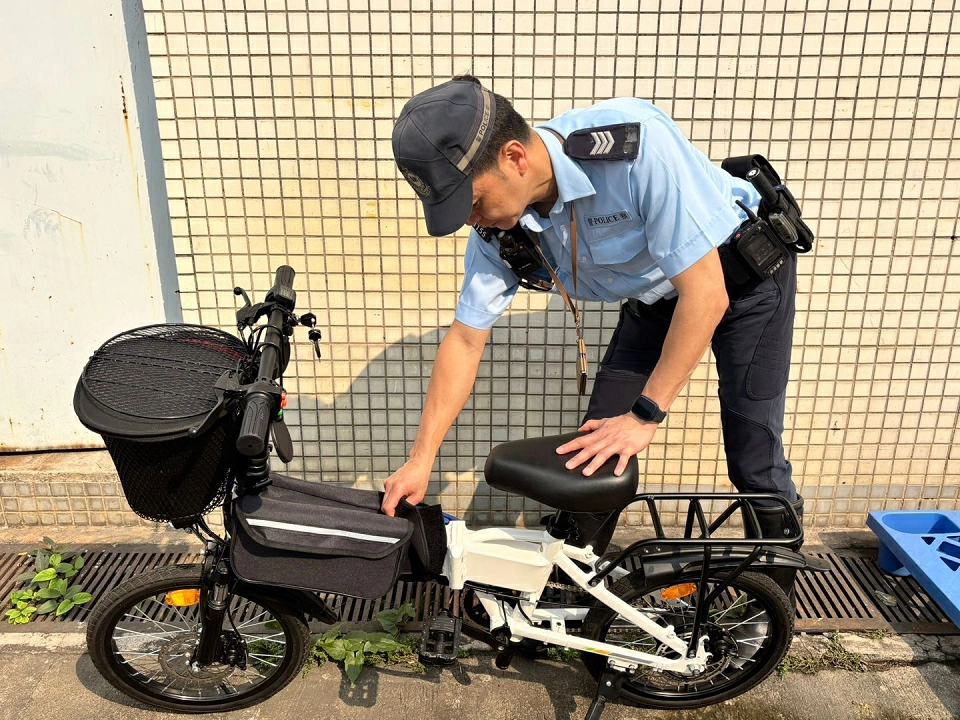 警方大嶼山打擊電動單車 拘捕3名男女