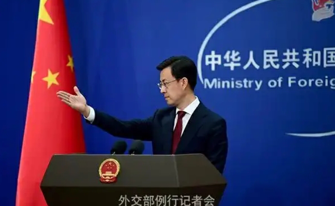 一艘日本自衛隊艦艇進入台灣海峽，中方提出強烈抗議