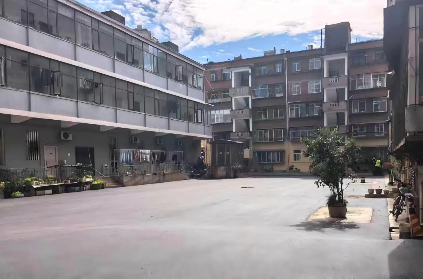 在漢央企助力老舊小區改造 讓幸福在家門口「升級」