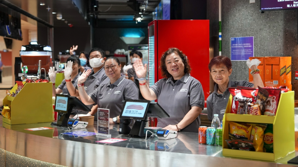七欖今日開幕 啟德體育園每日動員約2000員工支援餐飲服務