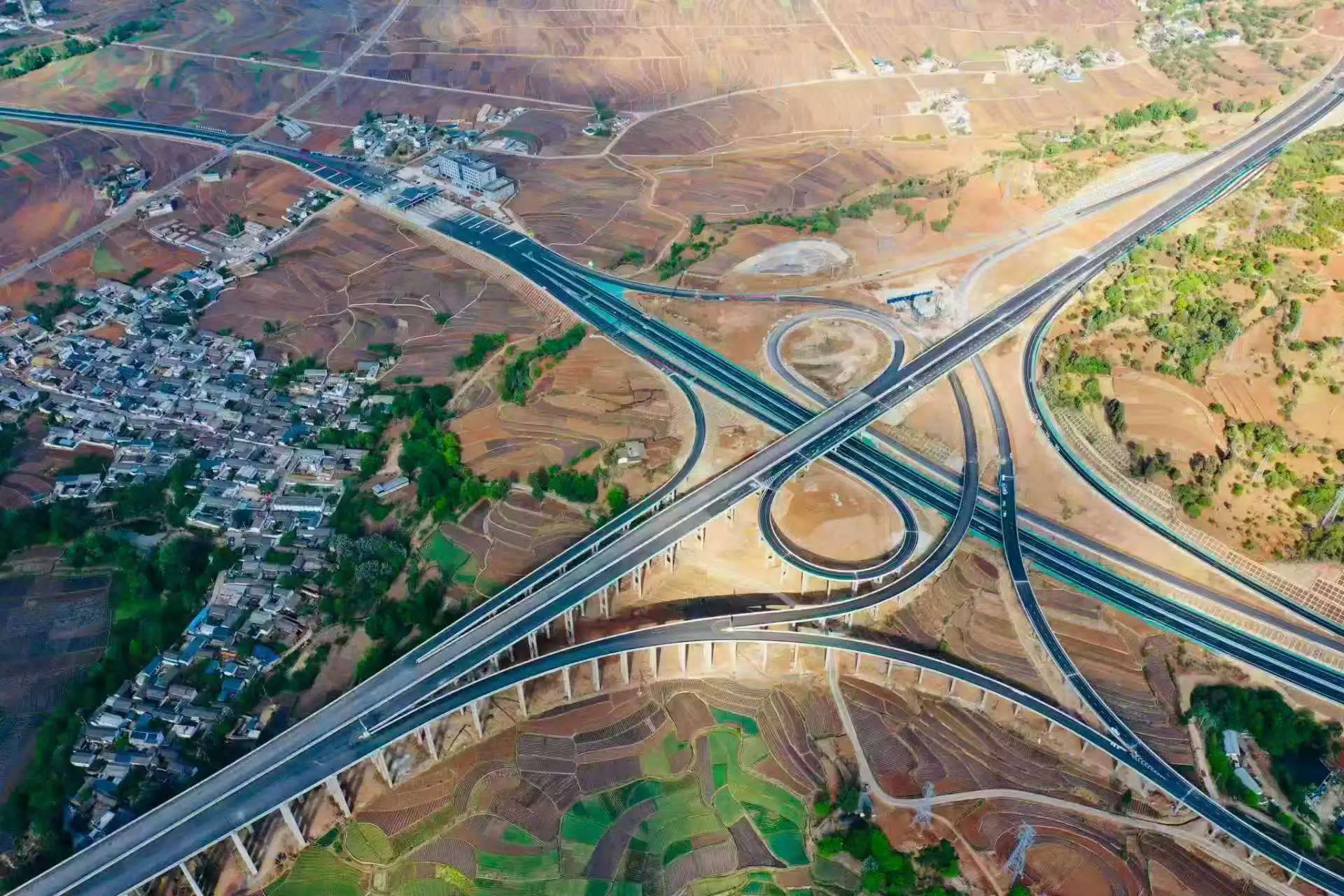 劍川「十四五」發展報告：錨定「3815」戰略 邁出中國式現代化建設堅實步伐