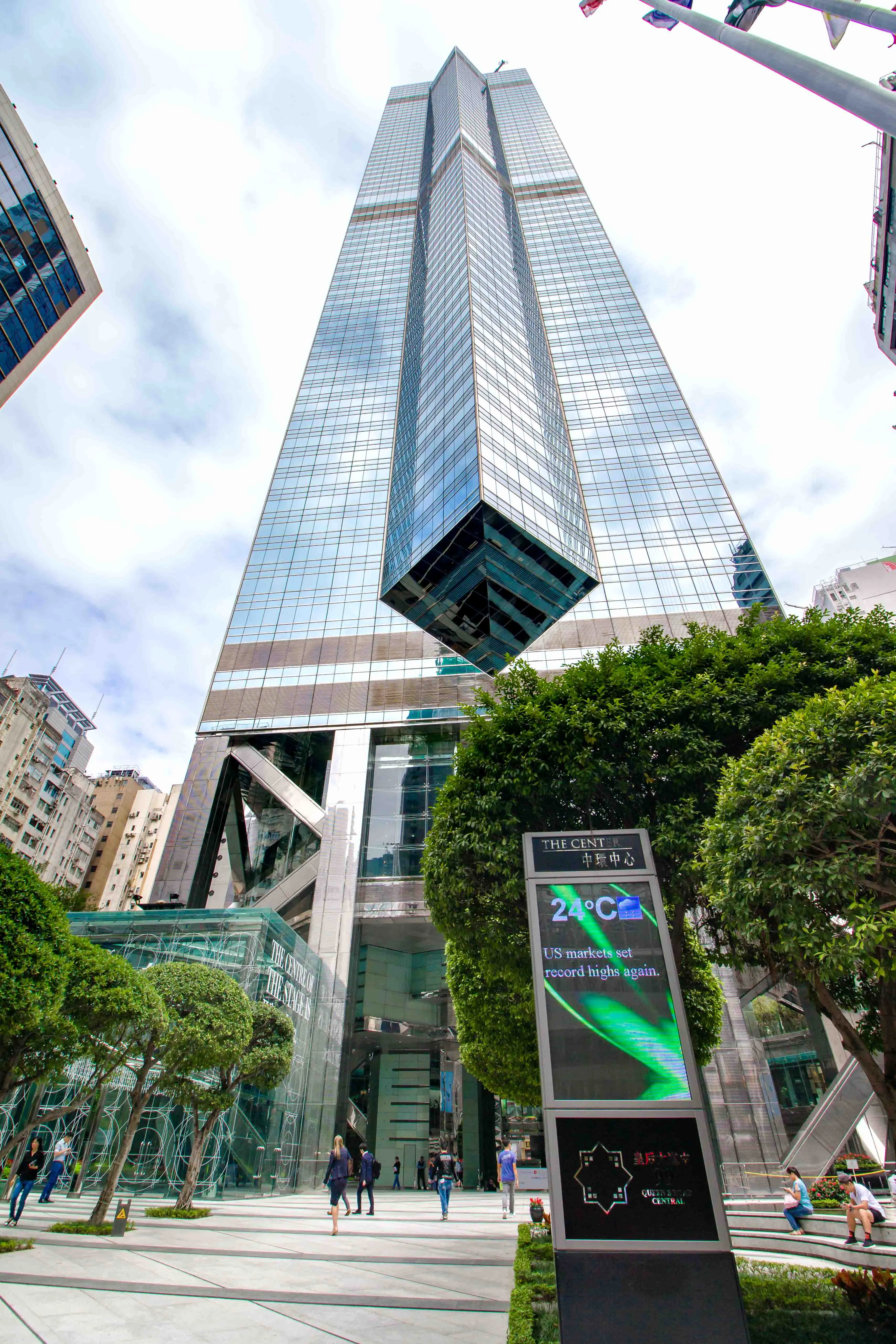 3月份租賃成交錄588宗 料港島區商廈走勢較強