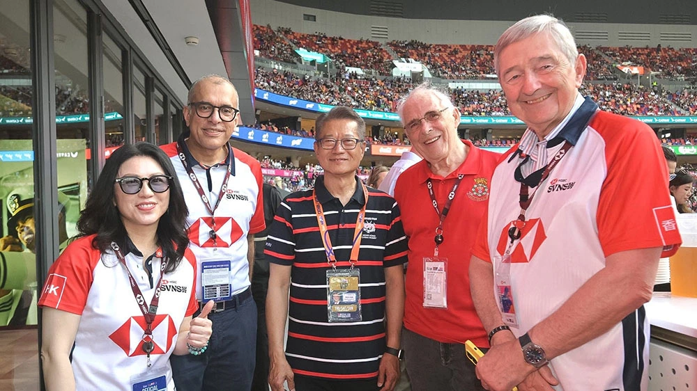 陳茂波：港隊七欖銀劍賽三連霸 盛事經濟為餐飲零售注入動力