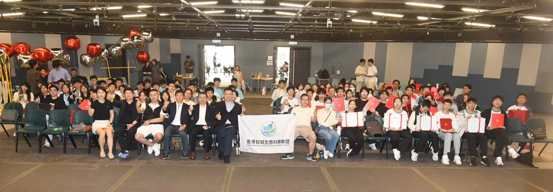 港科大張福民教授團隊海陸空機器人STEM 教育嘉年華圓滿舉辦