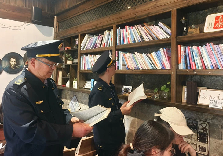 皖黟縣市監局：監管宣傳雙發力 「掃黃打非」固防線