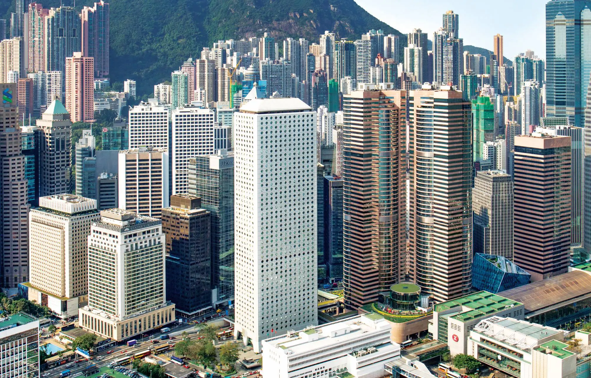 仲量聯行：港甲廈空置率兩極化