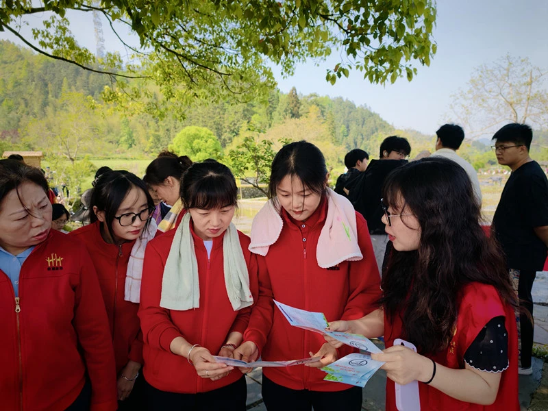 皖黟縣西遞鎮：綜治賦能「開秧節」  暖心服務「接地氣」