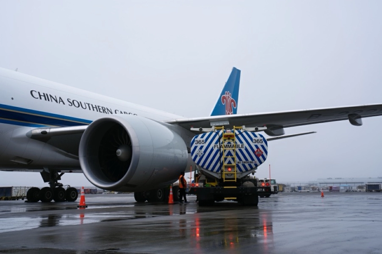 廣貨行天下︱中國大陸首條極地貨運航線正式運行