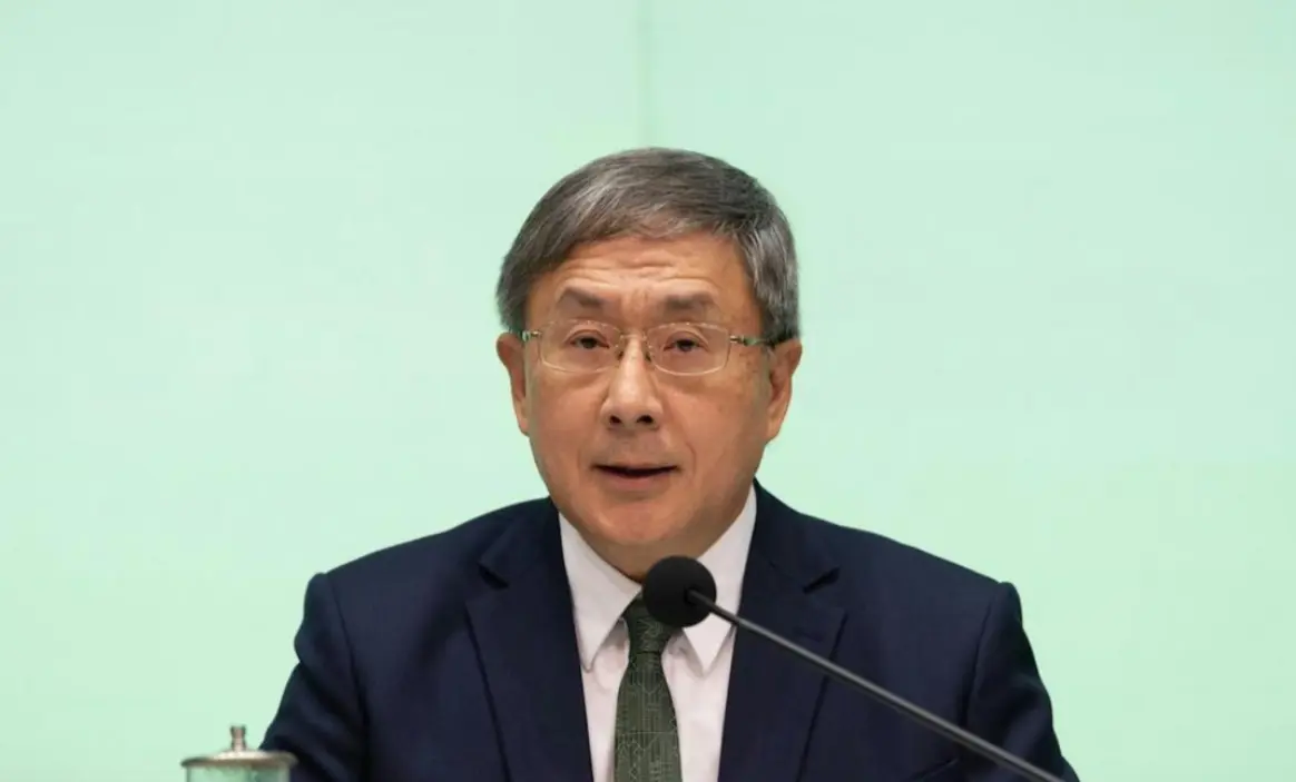 宏昌閣及宏仁閣居民23日上樓執拾 卓永興：會加強支援