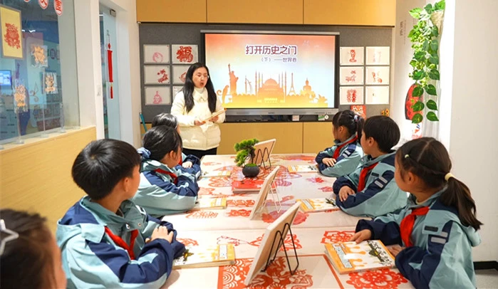菁菁校園多彩悅讀  黃山屯溪構建全域閱讀生態