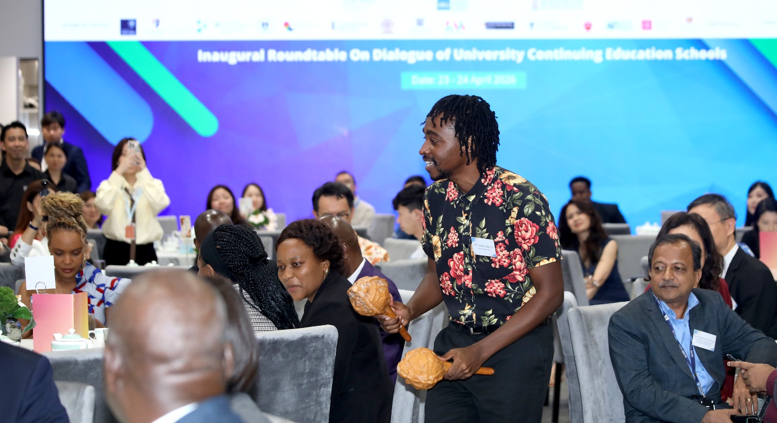 都大李嘉誠專業進修學院舉辦非洲文化之夜