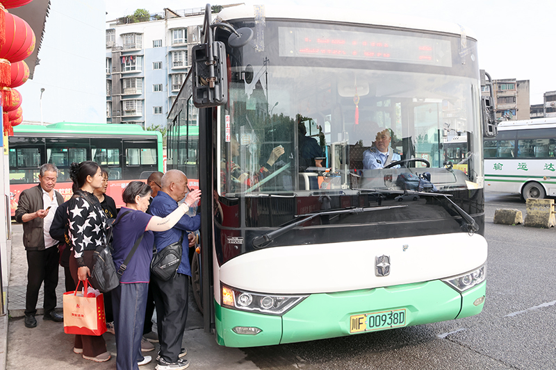 架起「連心橋」 四川綿竹系列惠民舉措托直達民心