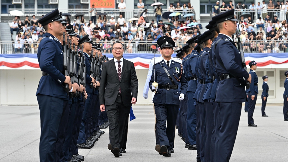 34名見習督察及165名學警結業 林定國寄語「新丁」做到情理兼備