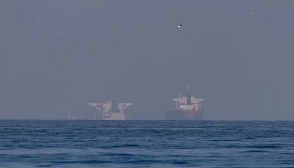 美媒：4月25日僅有3艘船只通過霍爾木茲海峽