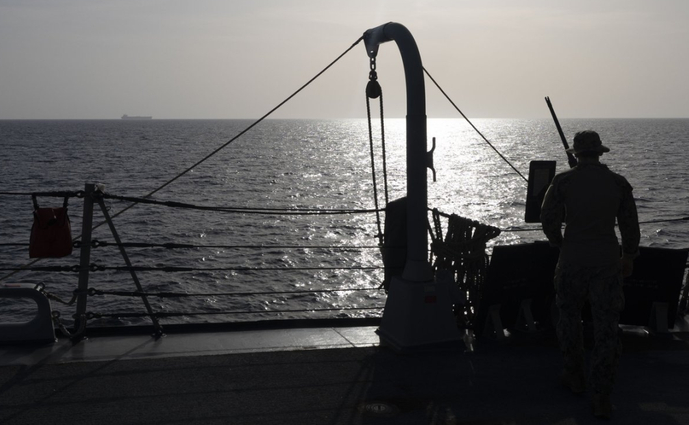 美中央司令部稱已指示38艘船隻掉頭或返回伊朗港口