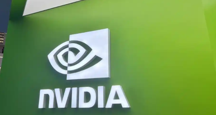 英偉達再創新高，市值突破5.2萬億美元