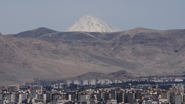 外交部和中國駐伊朗使領館再次提醒中國公民暫勿前往伊朗
