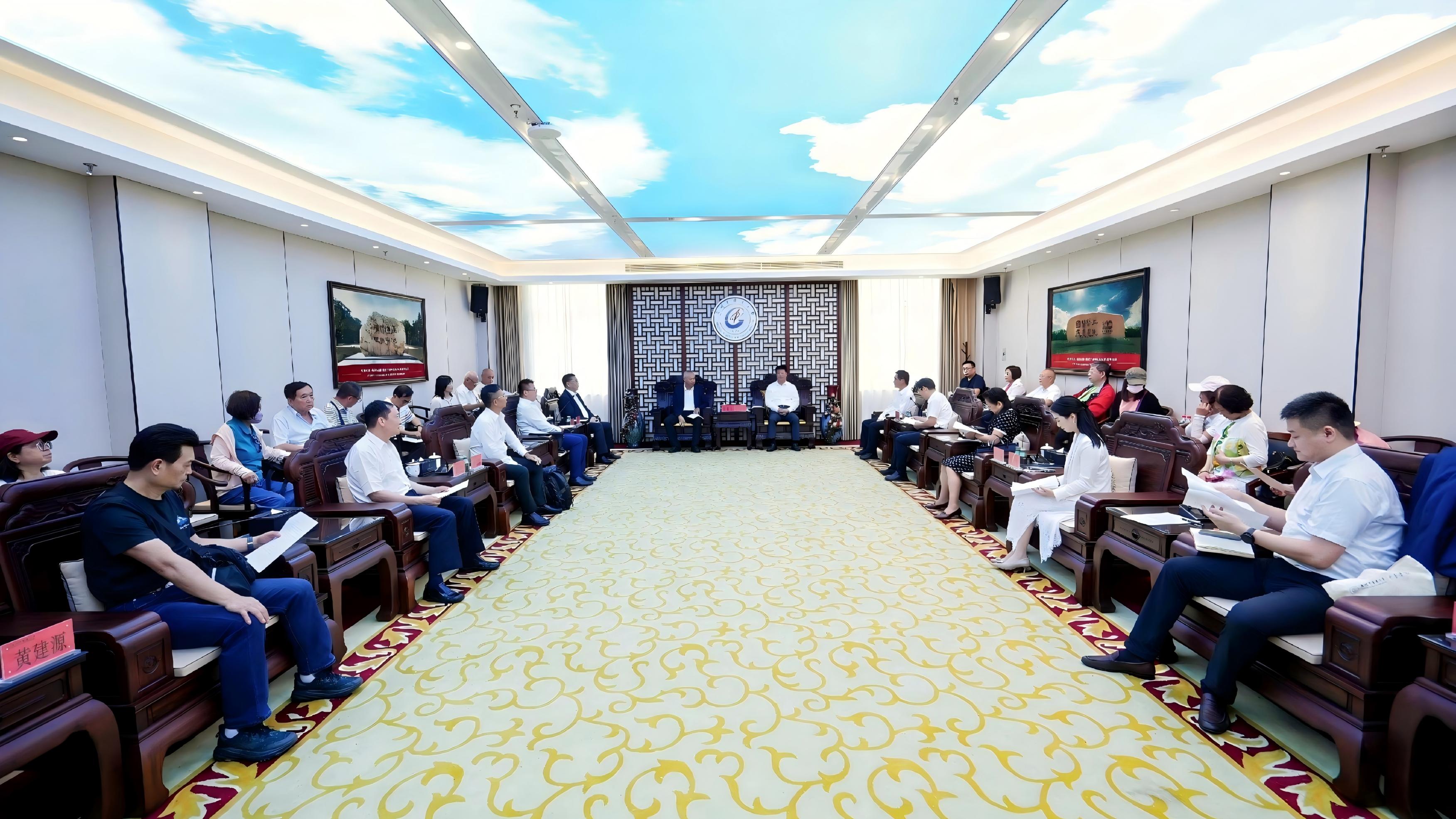  推動兩岸中醫藥事業繁榮發展  廣州中醫藥大學深化與港台地區中醫藥界合作