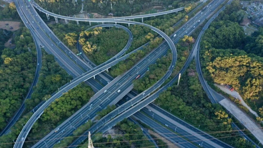 深高速一季度利潤同比增長6.54%  AH股高開