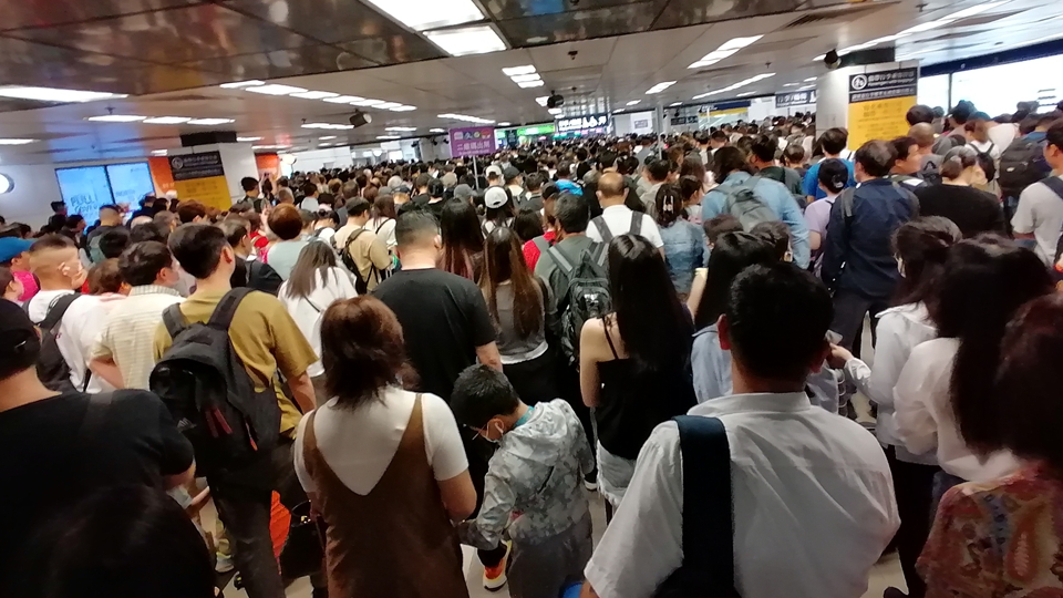 五一小長假｜一文睇清港深各口岸出入境高峰時段