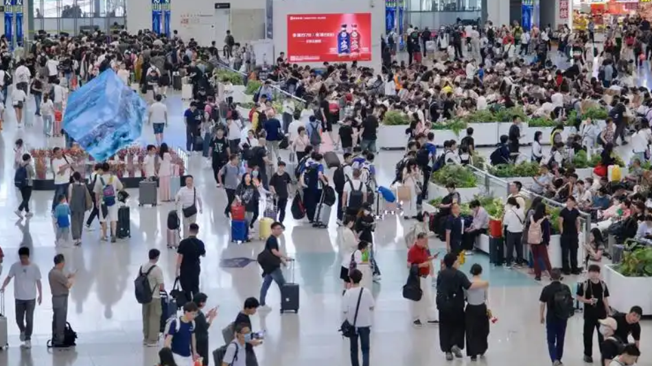 全國鐵路「五一」假期運輸預計發送旅客1.58億人次