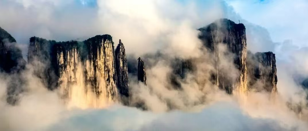 恩施推出八大暖心舉措  全力護航遊客「五一」假期遊玩體驗