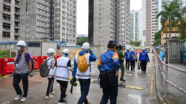 宏福苑善後｜第13日457人上樓 全政府總動員 居民執拾暢順