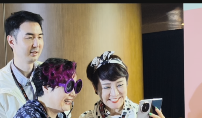 有片丨陳淑芬與狄波拉驚喜現身 撐英皇群星演唱會