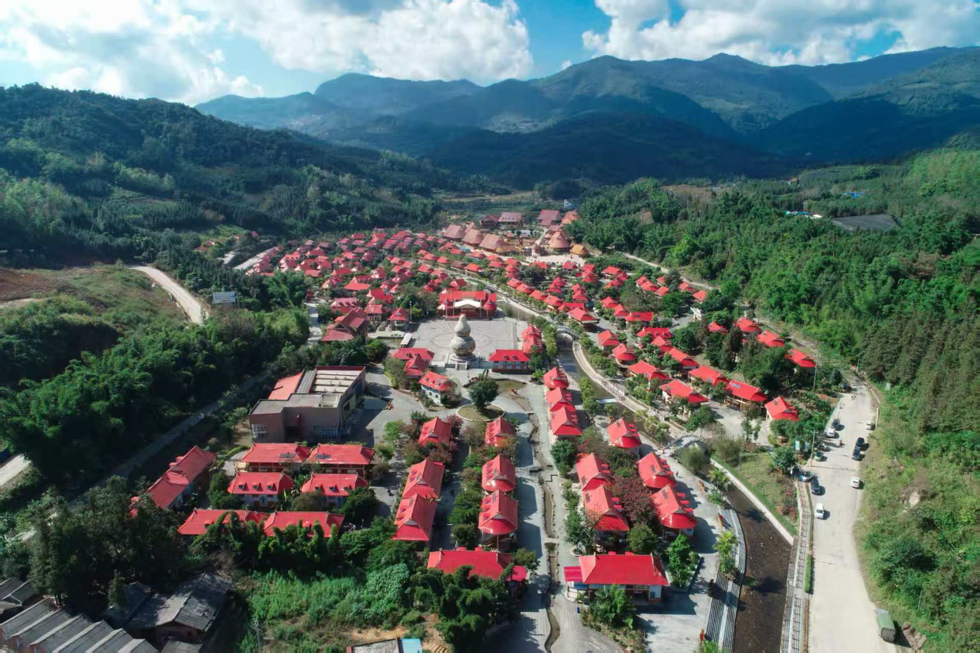 滄源： 咖香旅居雙輪驅動  文旅融合提質增效