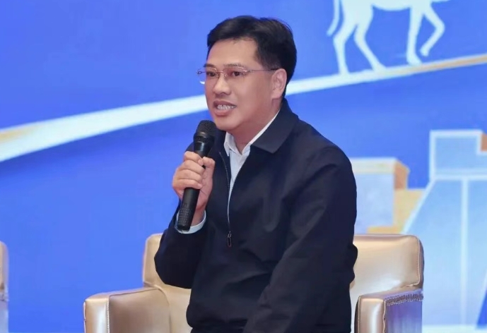 新疆裝飾行業協會受邀參加全國工商聯家具裝飾業商會第五屆五次理事擴大會議