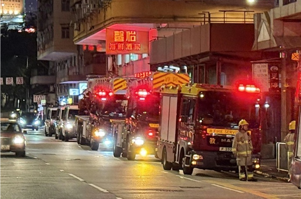 突發丨紅磡學生宿舍起火 70名內地生疏散