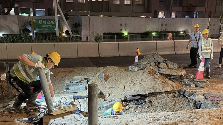 追蹤報道｜水務署：爭取中午12時恢復翠怡花園食水供應
