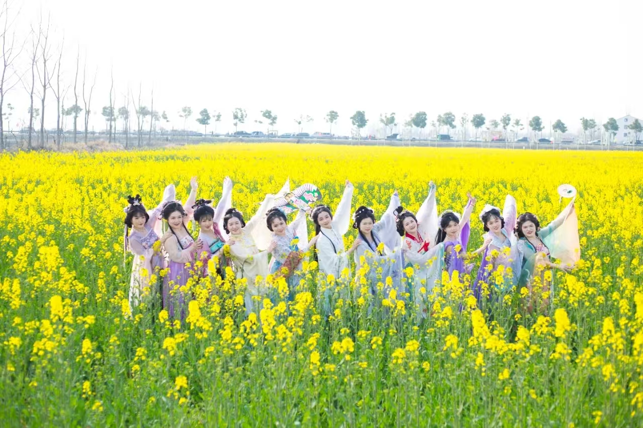 仙桃七彩油菜花海入選全省十大「醉美」花海 水鄉田園成春日文旅新地標