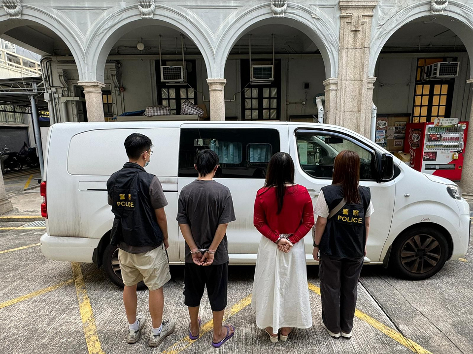 警方旺角破釣魚機賭檔 拘捕3人包括女主持