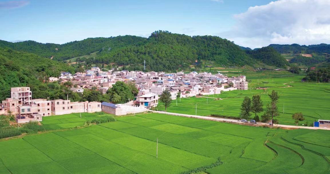 雲南硯山：走進中國傳統村落——批灑 感受「棒棒燈」舞蹈千年底蘊