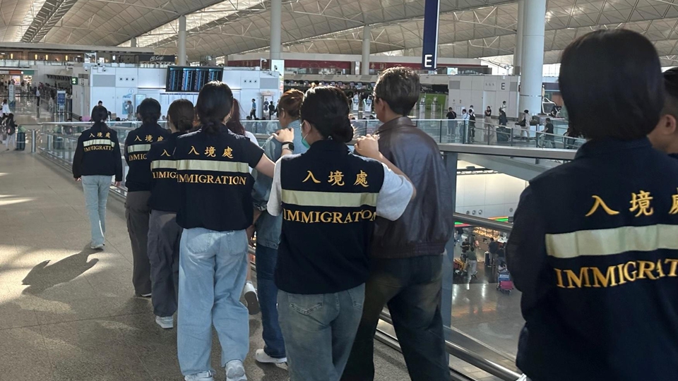 入境處遣返35名逾期逗留外傭回原居地