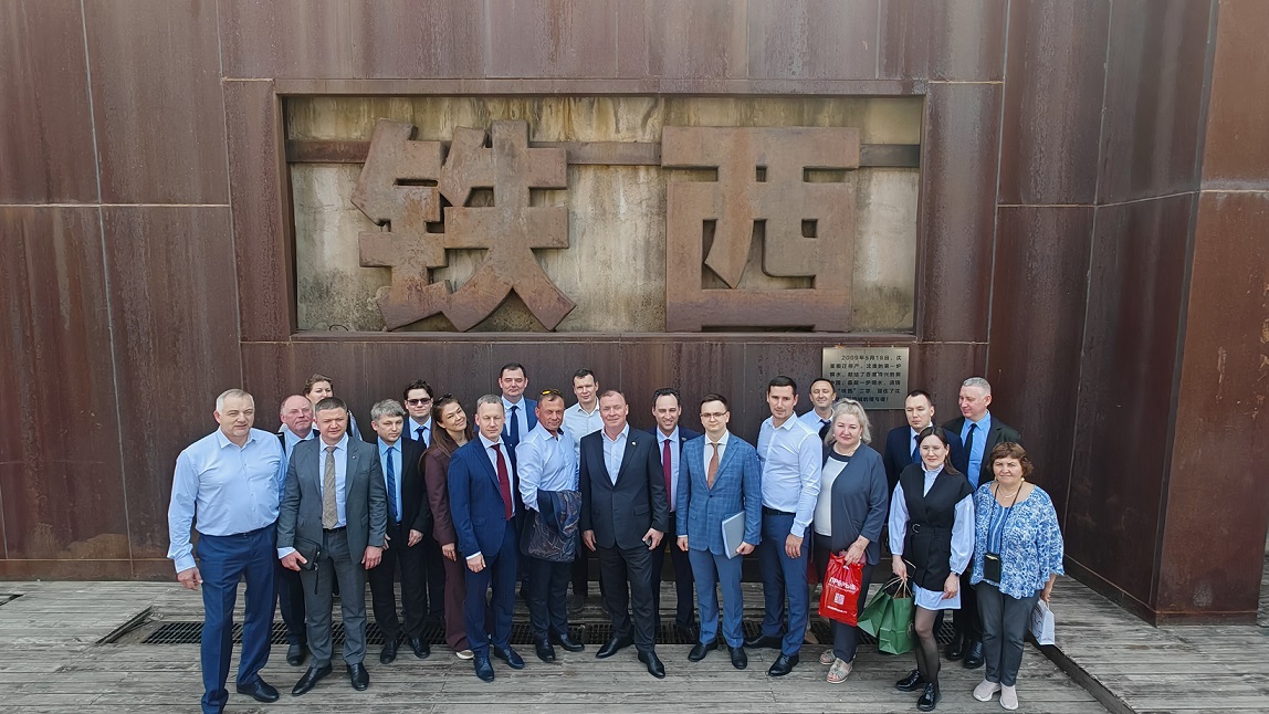 深耕友好情誼 共拓合作新局——俄羅斯葉卡捷琳堡市市長奧爾洛夫·阿列克謝訪談