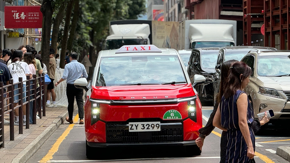 李家超：網約車規管目標是在合法安全下運作 上半年提交附屬法例