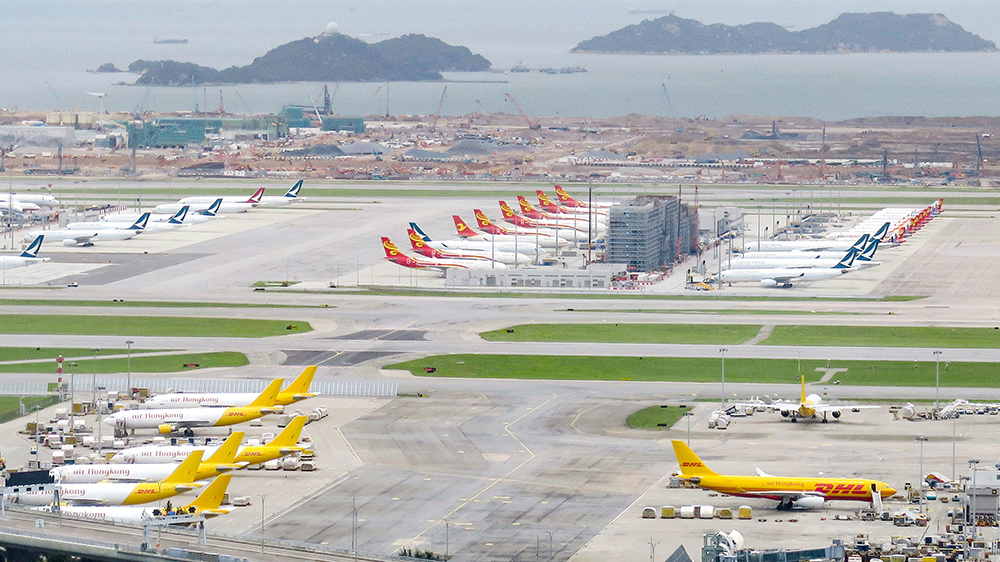 陳美寶：本地航空公司已兩度下調貨運燃油附加費 機場貨運量續升