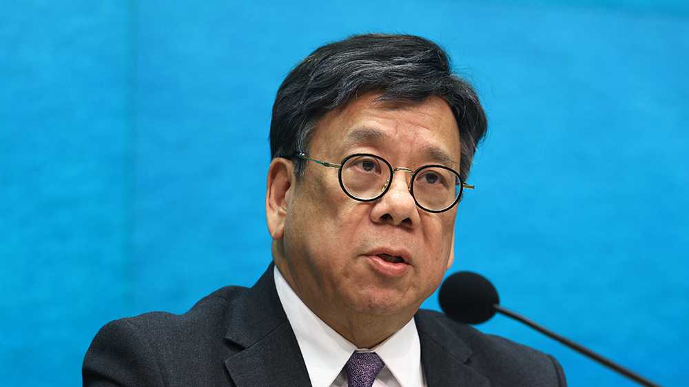 丘應樺明日飛蘇州出席亞太經合會議