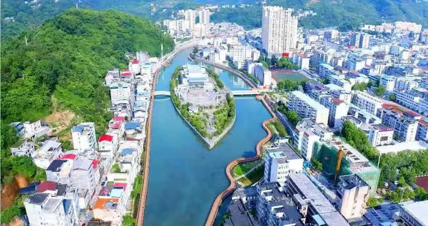 張忠軍：堅持以正確政績觀引領幹事創業 因地制宜推動興業強縣富民一體發展