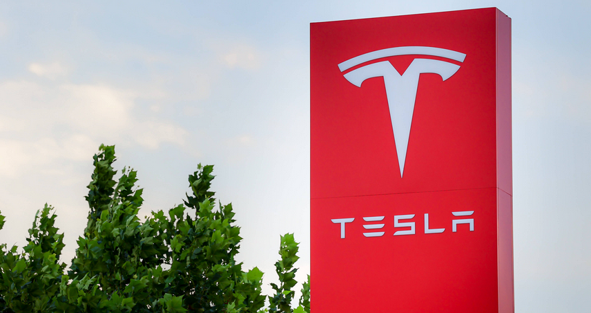 特斯拉正研究三電機版Model3