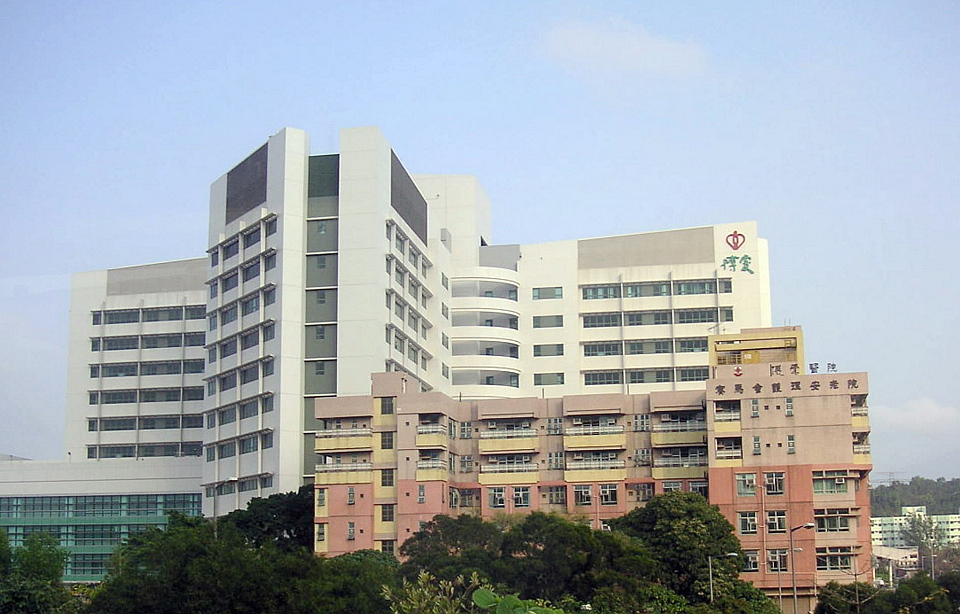 八鄉錦匯路地盤工人打鬥 鐵鎚施襲2人受傷送院
