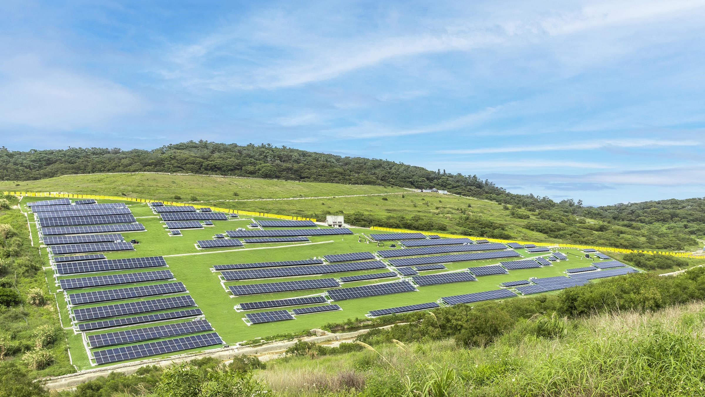 將軍澳新界東南堆填區太陽能發電場啟用 預料每年生產120萬度電