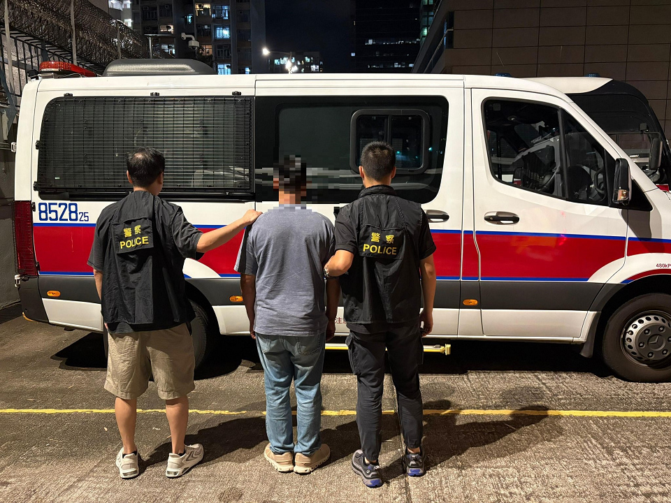 警方深水埗打擊販毒 出動無人機拘一男子
