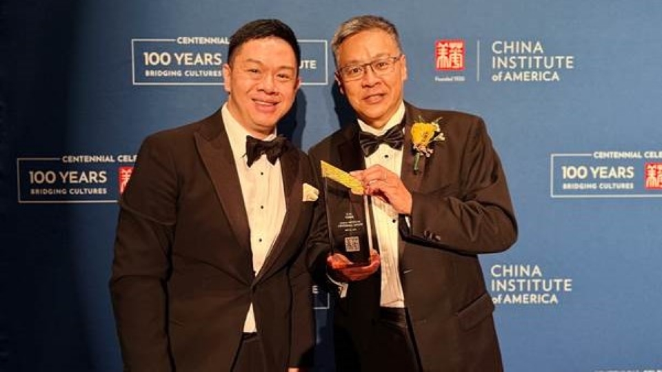 中美交流基金會創辦人、前行政長官董建華  獲華美協進社表彰促進中美人民相互理解的長期貢獻