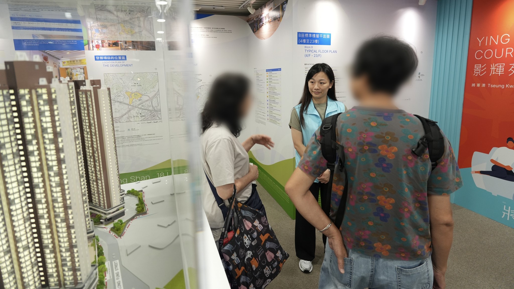 宏福苑善後丨樂善村舉辦「睇樓團」 何永賢:有業主即場交表申請揀樓