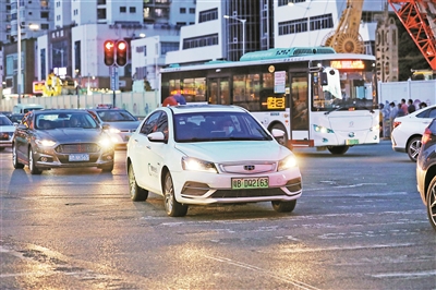 深圳：網約車市場已飽和 4月日均訂單約13單
