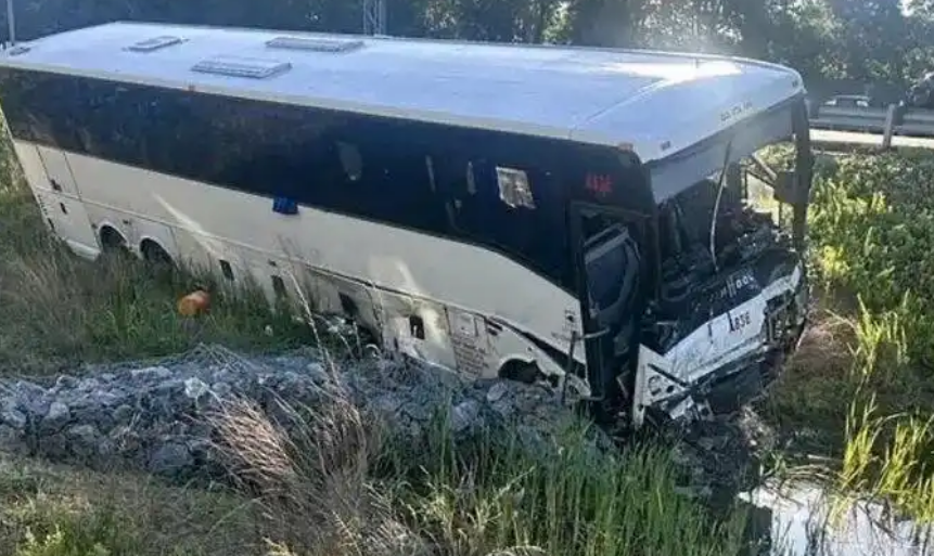 美國弗吉尼亞州車禍致5死 華裔巴士司機被控過失殺人罪