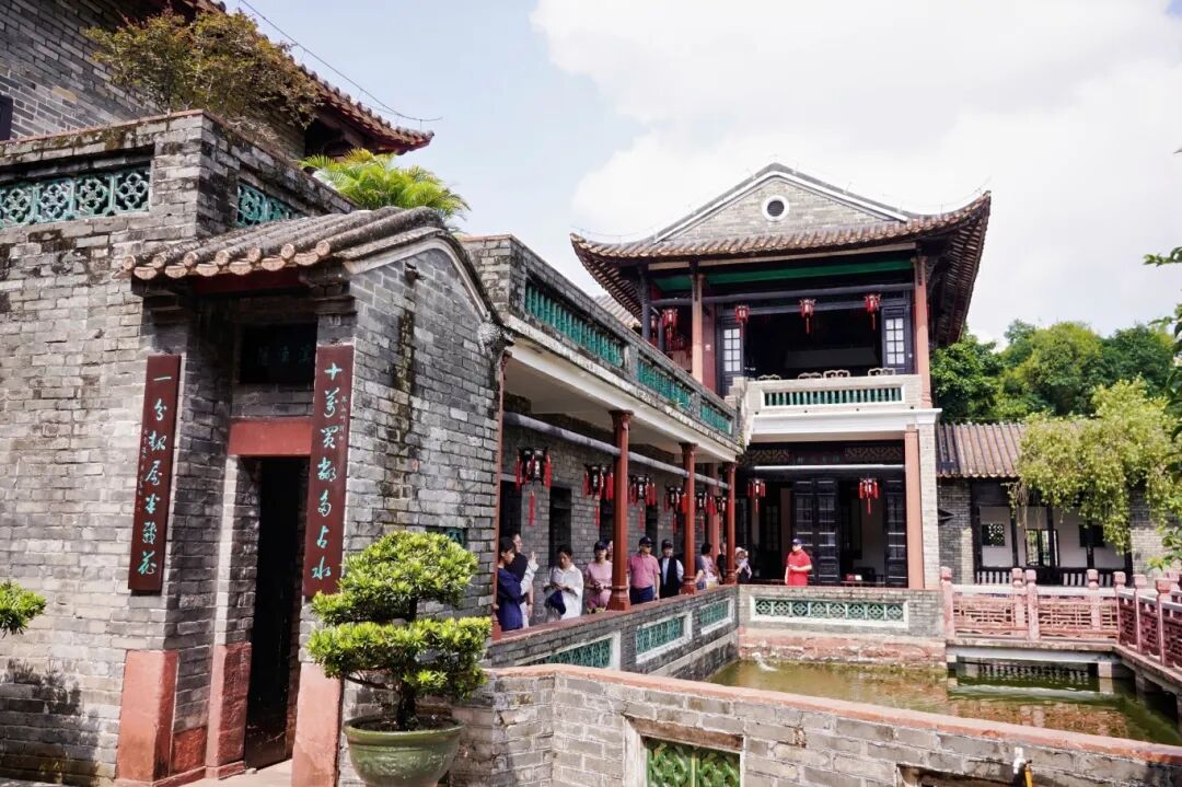 逛老街睇騎樓聊融通     灣區文旅人聚莞城共商灣區文旅